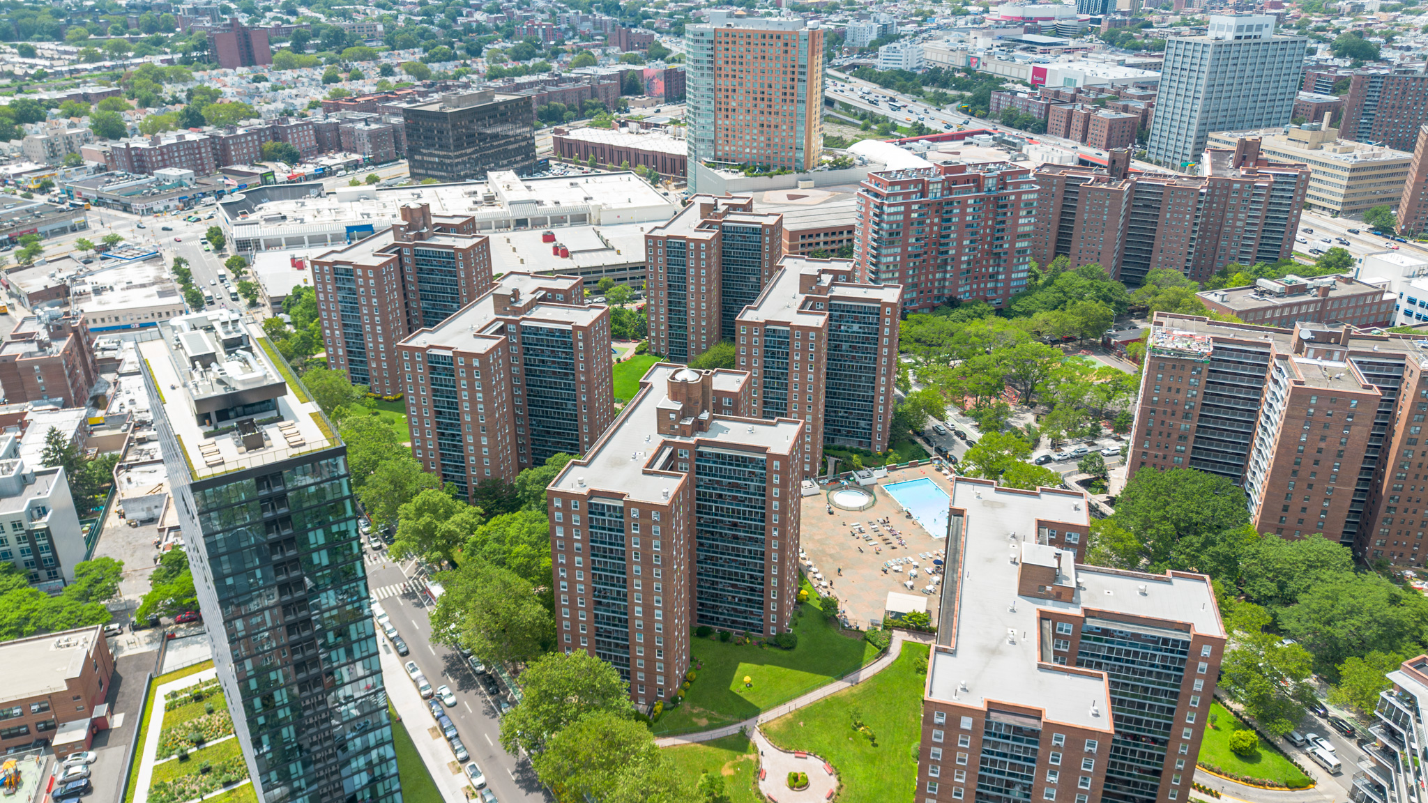 Park City 3 & 4 — building exterior, Rego Park